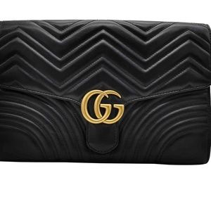 Gucci GG Marmont Matelassé Clutch